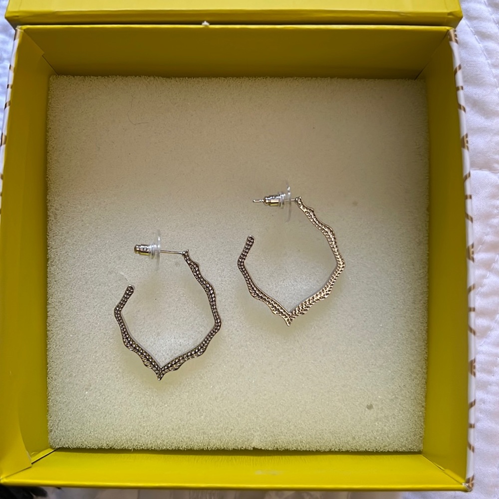 Kendra Scott Earrings